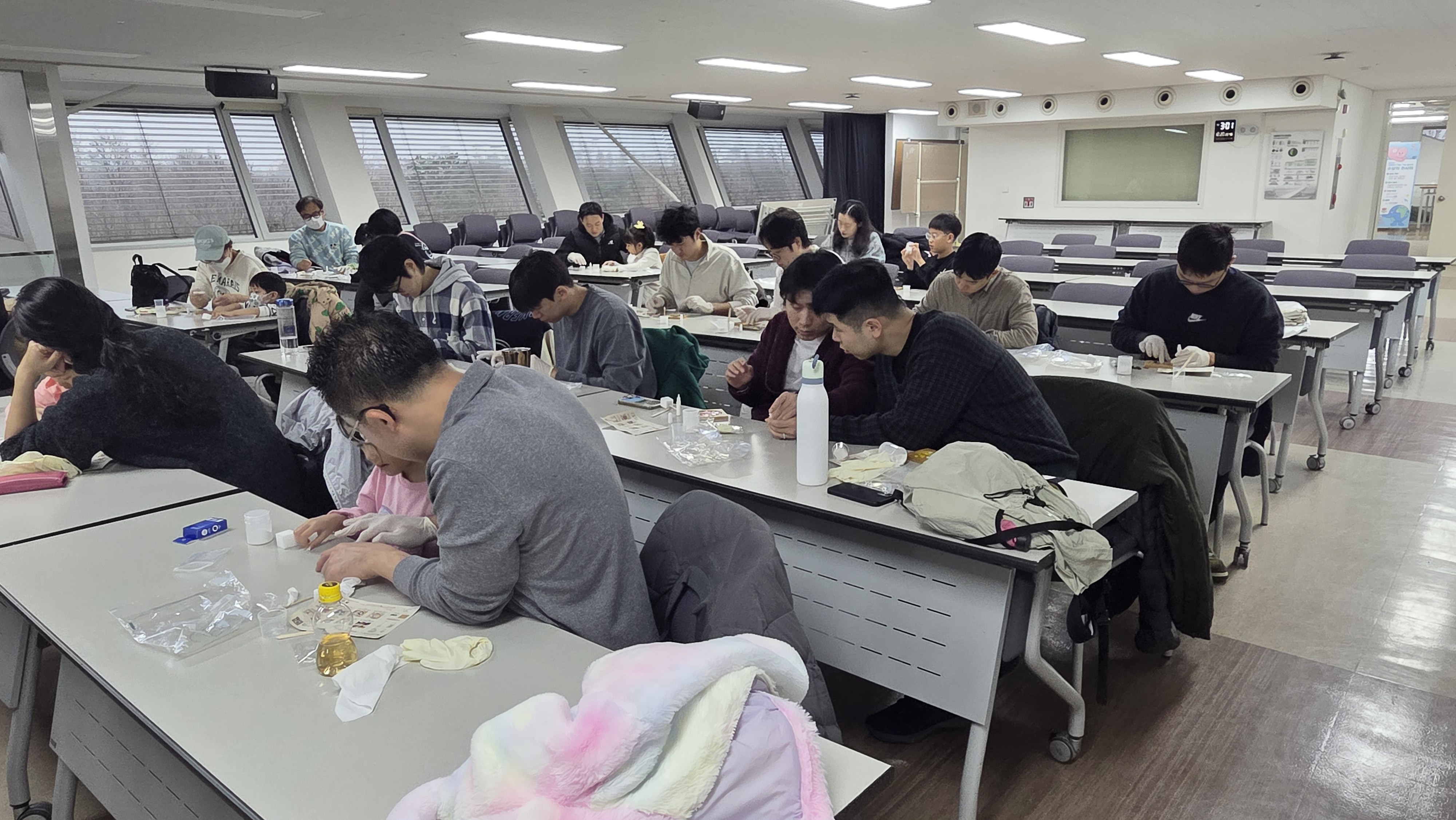 보도자료 [251230] 서울에너지드림센터, 연말 특별프로그램 「젭의 새활용 공방」 성료